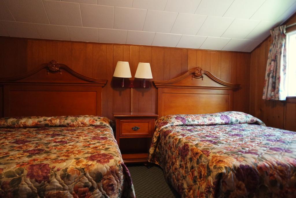 Swiss Chalets Motel Hope Εξωτερικό φωτογραφία