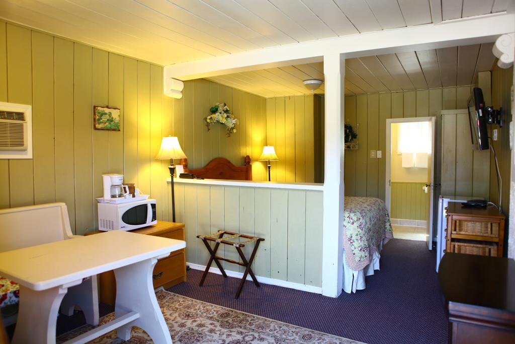 Swiss Chalets Motel Hope Εξωτερικό φωτογραφία
