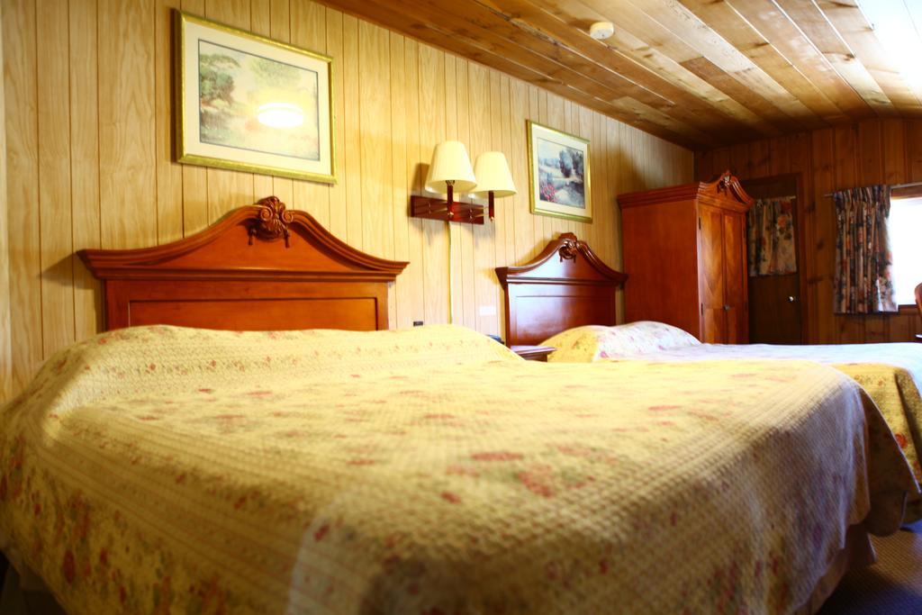 Swiss Chalets Motel Hope Εξωτερικό φωτογραφία